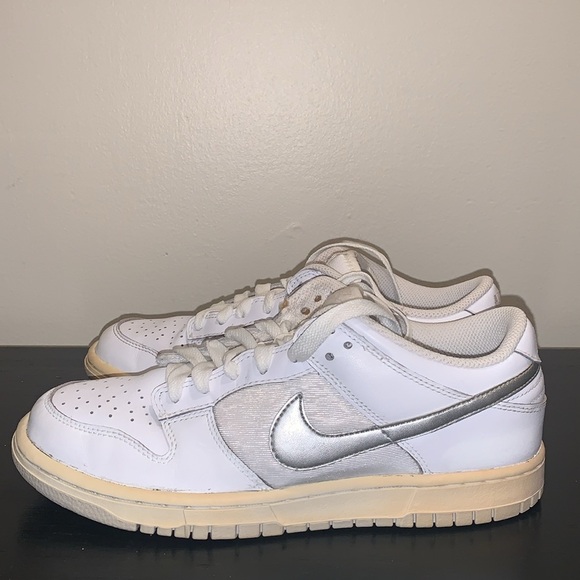 Nike Dunk Low.  2008.  Size 9.  Retro White Pure Platinum. - Picture 2 of 14